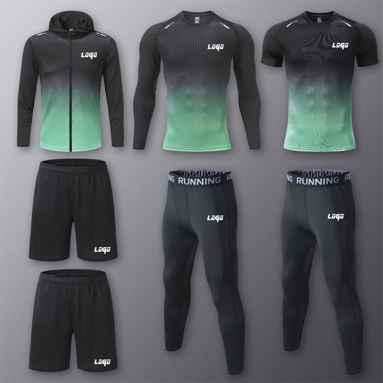 Training Gear – Warm-up suits and technical t-shirts